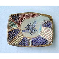 "Handgemachtes "Honigbienen" Tablett Seifenschale, Löffelablage, Schmuckhalter." von PotterybyHelene