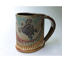 Handgetöpferte Meeresschildkröten-Keramik-Tasse Handgemachte Kaffeetasse von PotterybyHelene
