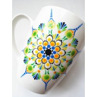 Porzellanbecher Für Kaffeeliebhaber | Handbemalter Mandala - Dein Einzigartiger Begleiter Kaffeegenuss von PoudyArt
