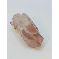 Pink Lithium. Dt Double Terminated Quartz Point. Good Grade. From Brazil Pink Lithium. Dt Double Terminated Quartz Point. Good Grade. From Brazil von Powercrystals888