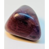 Sugilite Purple Stone. Tumbled. Rare Find. Inspiration. Peaceful. Concentration. Detachment Sugilite Purple Stone. Tumbled. Rare Find. Inspiration. Peaceful. Concentration. Detachment von Powercrystals888