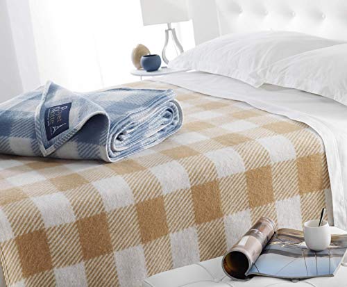 Poyet Motte Decke, Polyester, Karamell/Weiß, 220 x 240 cm von Poyet Motte