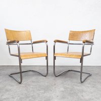 Marcel Breuers Thonet-Variation B 34 Von Samal & Co von PragueDesign