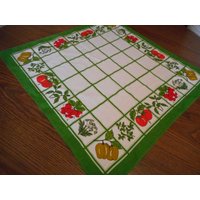 Vintage Tischdeckel - Vegtables Vintage Tischdeckel - Vegtables von PrairieArtsandCrafts