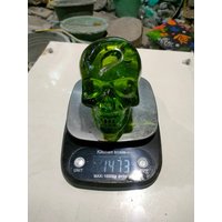 1.47Kgs | 513 Der Erstaunliche Kleine Handgemachte Totenkopf "Electric Green Air Bubbles" Von Andara Crystal Monatomic Full Poled Surface Rare von PreciousStoneID