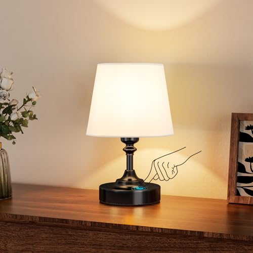 PreeOtti Klein Tischlampe Kabellos, Touch LED Nachttischlampe Akku, Stufenlos Dimmbar, Weißer Leinenschirm, Wederaufladbar Lampe mit USB-C Anschluss für Nachttisch Esszimmer Wohnzimmer Deko(Schwarz) von PreeOtti