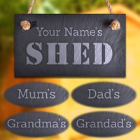 Personalisierte Schiefer Hängeschild, Shed Geschenk, Ihr Name, Mama Papa Opa Oma von PresentsMadePersonal