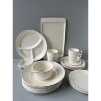 Pneumant Camping-Geschirr Aus Plastik I Teller Tasse Tablett Nva Triptis Meladur Ddr Ostdesign Reisen Stabil & Leicht von Pressecafe