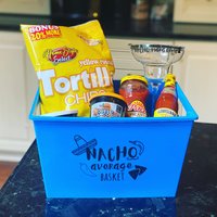 Nacho Geschenkkorb Chips, Salsa, Queso, Hot Sauce Nacho Geschenkkorb Chips, Salsa, Queso, Hot Sauce von PrettyCreativeMama