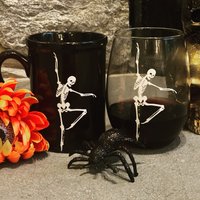 Tanzendes Skelett Halloween Becher Oder Weinglas von PrettyCreativeMama