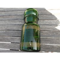 Grünes Glasgefäß Und Goldene Muster - Altes Glas Oder Flasche Aus Den 70Er Jahren, Im Apothekerstil Grüne Vintage-Flasche 1970 von PrettyFrenchAttic