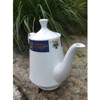 Tee- Oder Kaffeekanne - Vintage-Kaffeemaschine Aus Den Siebzigern Retro-Kanne Weißem Steingut Und Blumenmuster Kaffeemaschine 70Er Jahren von PrettyFrenchAttic
