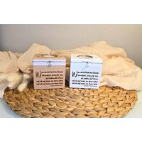 sternenkind Erinnerungslicht - Personalisierterteelichthalter, Kerzenwürfel von Prickelwerkstatt