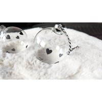 6 Große Glaskugeln, Kugeln Durchsichtig, 10 cm Christbaumkugeln, Tannenbaumschmuck, Schwarze Herzen 6 Große Glaskugeln, Kugeln Durchsichtig, 10 cm Christbaumkugeln, Tannenbaumschmuck, Schwarze Herzen von Primaliese