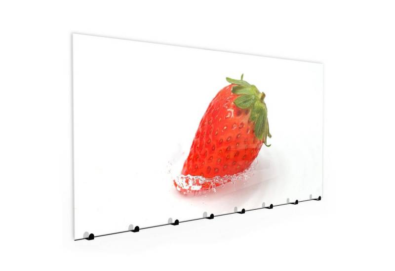 Primedeco Garderobenpaneel Magnetwand und Memoboard aus Glas Erdbeere in Wasser von Primedeco