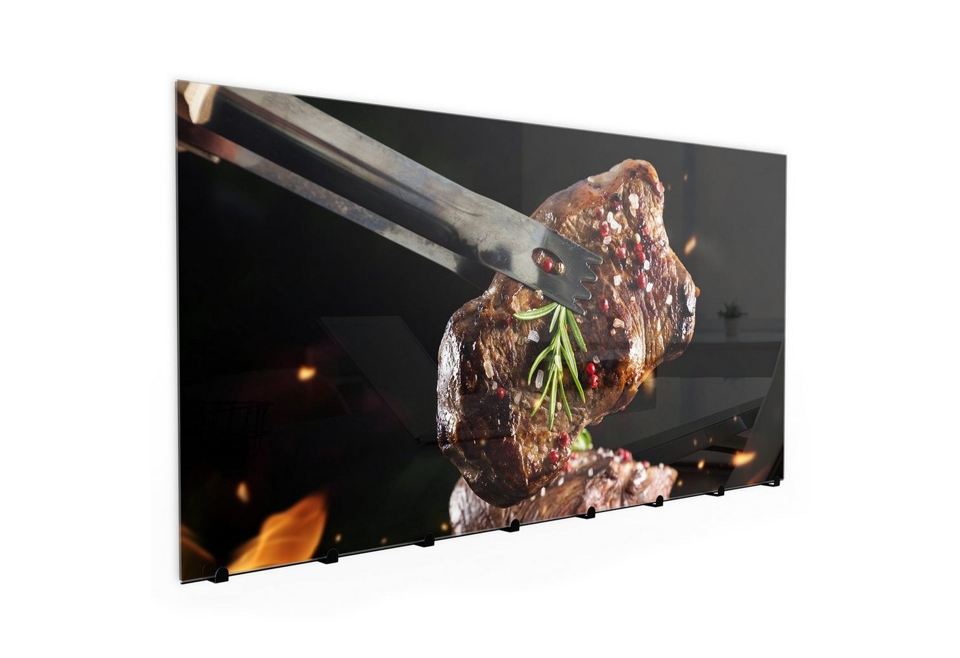 Primedeco Garderobenpaneel Magnetwand und Memoboard aus Glas Rindersteak auf Grill von Primedeco
