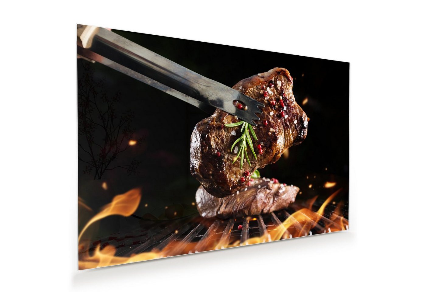 Primedeco Glasbild Wandbild Rindersteak auf Grill mit Aufhängung, Speisen von Primedeco