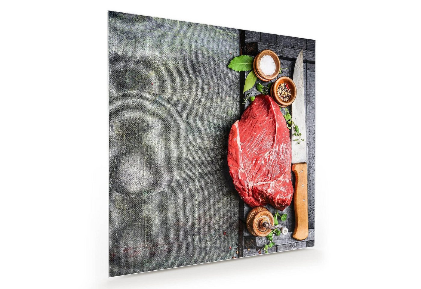 Primedeco Glasbild Wandbild Quadratisch Filet auf Schiefertafel mit Aufhängung, Speisen von Primedeco