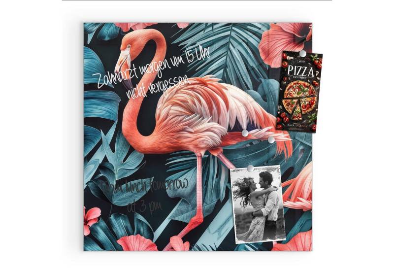 Primedeco Magnettafel Glas Flamingos und Blumen Pinnwand Whiteboard beschreibbar, (Inklusive Stift, Magnete und Montagematerial, 1-tlg., 9 verschiedene Größen), Magnetisch und Beschreibbar von Primedeco