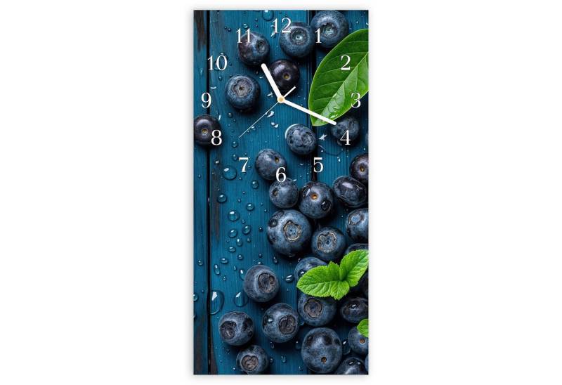 Primedeco Wanduhr Glasuhr Wandkunst Größe 30 x 60 cm mit Motiv Blaubeeren auf Holz von Primedeco