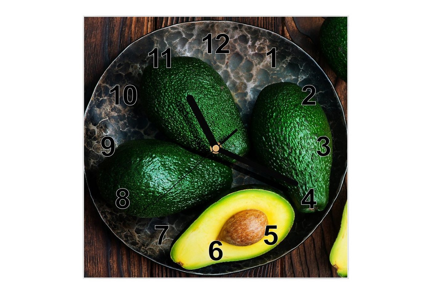 Primedeco Wanduhr Glasuhr Wanduhr Wandkunst Größe 30 x 30 cm mit Motiv Avocado auf Teller von Primedeco