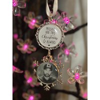 Weihnachtsbaum-Memorial-Foto-Spielerei/Personalisiert/Missing von PrinceCharmingUK