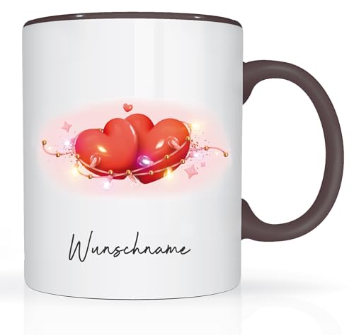 Print-Klex Tasse mit Namen und rote Herzen Motiv Bedruckt Namentasse Namensbecher Xmas Geschenktasse Weiß/Schwarz Kaffeebecher Teetasse Weihnachtstasse Keramik mit Druck 330ml Tasse mit Text von Print-Klex GmbH & Co.KG