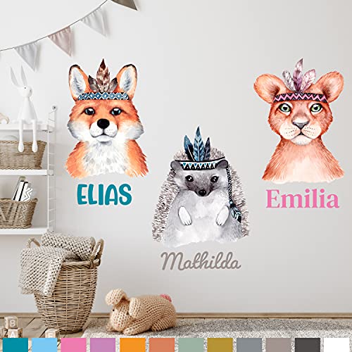 K014 Wandtattoo Name Kindernamen Baby Mädchen Junge Mix Pastell Personalisiert Waldtiere Fuchs Löwe Wunschname verschiedene Größen (Igel, mit Wunschname) von PrintAttack