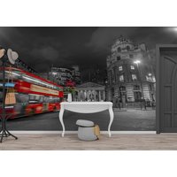 London Schwarz Weiß Tapete Wandbild, Red Bus Wandbild, Großes Selbstklebendes Peel & Stick Nachtlandschaft Wandbild von PrintDecorShop