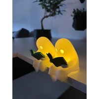 3D-Gedrucktes Lesender-Geist Nachtlicht | Halloween Deko Led-Teelicht Inklusive Buchfarben Schwarz, Blau, Grün, Grau 3D-Gedrucktes Lesender-Geist Nachtlicht | Halloween Deko Led-Teelicht Inklusive Buchfarben Schwarz, Blau, Grün, Grau von PrintDeko1