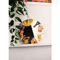 Cheers To Me - Runder Spiegel 30 cm von PrintedWeird