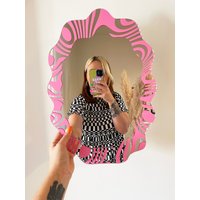 Marmorierter Gewellter Spiegel - Viele Farben von PrintedWeird
