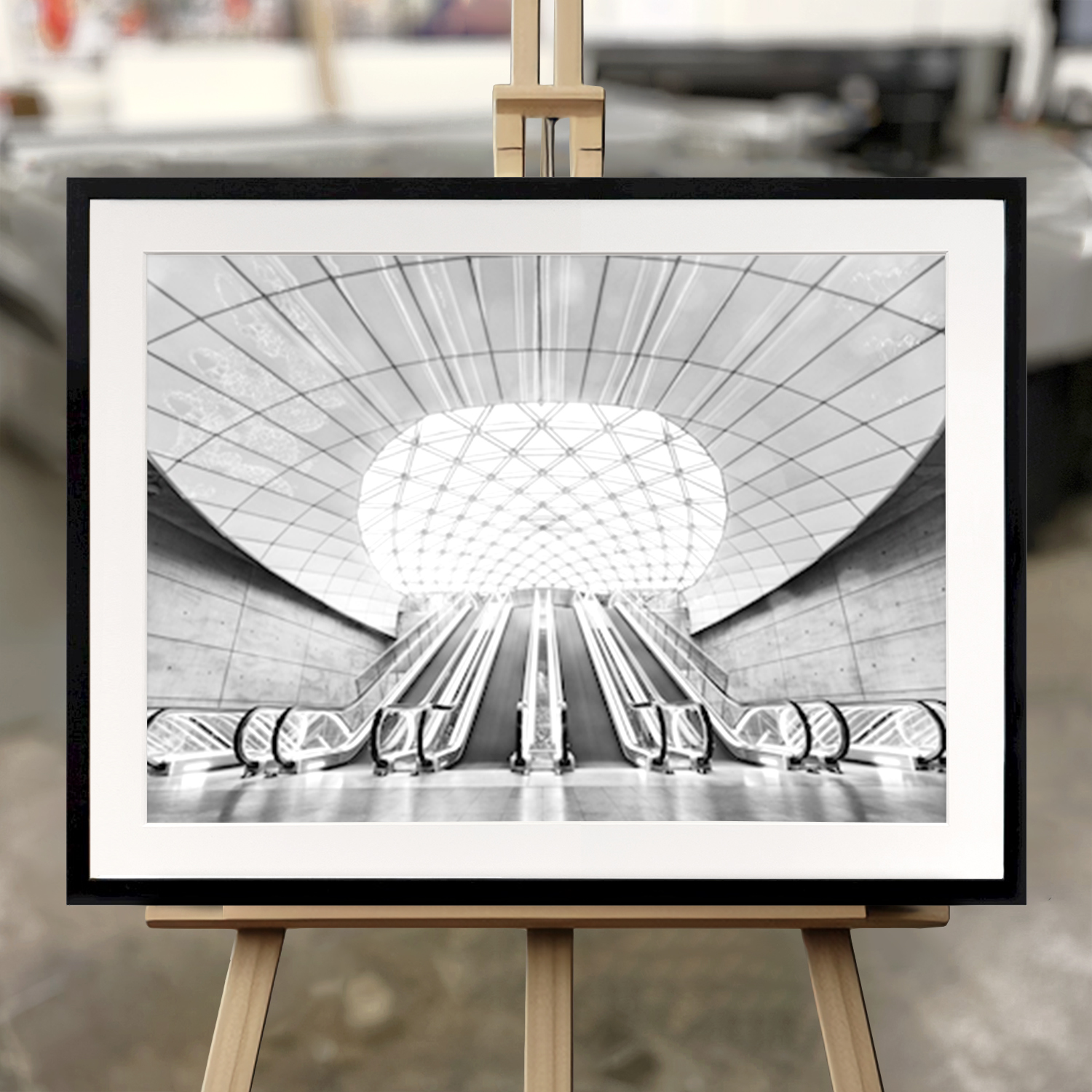 Fine Art "Bahnhof Triangle" - Print in 50x70 von Printler
