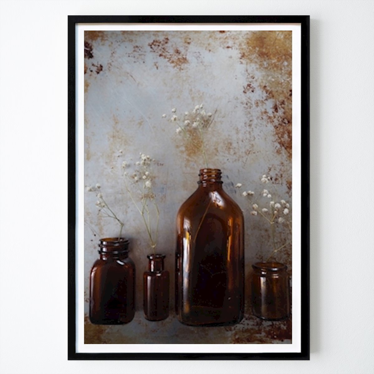 Poster: Blumen und Flaschen von Milla Ek von Printler