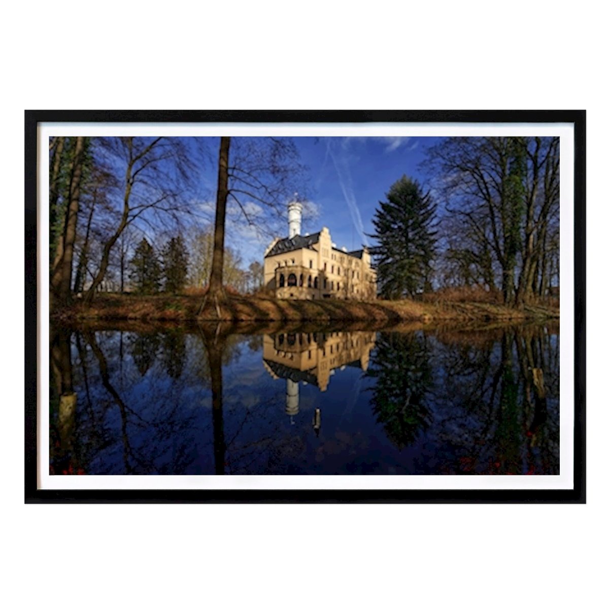 Poster: Schloss mit Wasserspiegelung von Lukas Halpfer von Printler