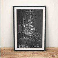 Weiß Projizieren Kinetoscope Ersten Film Projektor Patent Kunst Poster Weiß Projizieren Kinetoscope Ersten Film Projektor Patent Kunst Poster von PrintsofPastArt