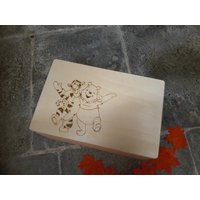 Tiger, Pooh Erinnerung/Andenken Große Gravierte Holzkiste, Pyrographie Perfektes Geschenk, Personalisiert, Einzigartig, Graviert von PriscillasLetterBox