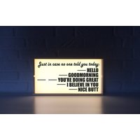 Lightbox Mit Positivem Zitat - Geschenk Für Sie Lustiges Leuchtschild Frau Mädchenfried Leuchtbox Lightbox Mit Positivem Zitat - Geschenk Für Sie Lustiges Leuchtschild Frau Mädchenfried Leuchtbox von Project121