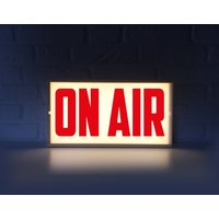On Air Leuchtschild - Lightbox Leuchtkasten Lampe Leuchtpult Podcast-Zeichen Leuchtbox Für Podcaster von Project121
