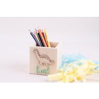 Personalisierter Stiftebecher Aus Holz Dino , Stiftehalter von ProjectBowShop