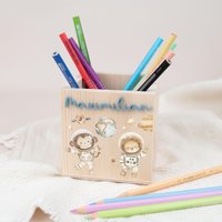 Stiftehalter Mit Acryl Name, Personalisierter Stiftebecher Aus Holz, Weihnachtsgeschenk Kinder Einschulung Schulkind Deko Kinderzimmer von ProjectBowShop