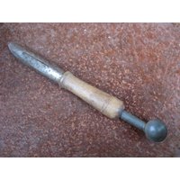 1930Er Jahre Fruit Multi-Werkzeug Mit Apfel Entkerner, Schäler Und Melonenkugel Schöpflöffel in Einem. Rustikaler Vintage Landhaus Küchenhelfer von PumpjackPiddlewick