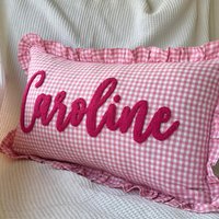 Personalisiertes Namenskissen, Kinderzimmerkissen, Kissen, Gesticktes Punch Needle Geraffte Pillowshams, Dekoratives Baby Namenskissen Personalisiertes Namenskissen, Kinderzimmerkissen, Kissen, Gesticktes Punch Needle Geraffte Pillowshams, Dekoratives Baby Namenskissen von PunchPillowParadise