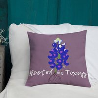 Verwurzelt in Texas Werfen Kissen von PunkyBloomster