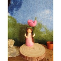 Waldorf Gefilzt Kleine Heckenrose, Sommer, Jahreszeiten, Montessori Waldorf Gefilzt Kleine Heckenrose, Sommer, Jahreszeiten, Montessori von Puppenprofi