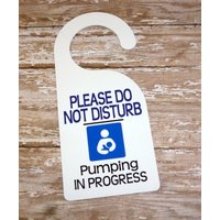 Pumping in Fortschritt Bitte Nicht Stören Büro/Kinderzimmer Benutzerdefiniertes Schild Babyparty Geburt Neue Mutter Personalisiertes Geschenk von PurelyPersonalized