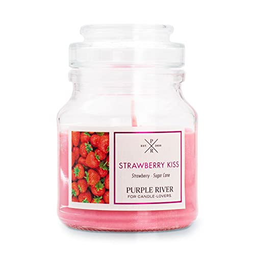 Purple River Kleine Duftkerze im Glas | Strawberry Kiss | Duftkerze Fruchtig | Kerzen lange Brenndauer bis zu 40h | Duftkerze Sojawachs | Kerzen Rosa (113g) von Purple River Candle