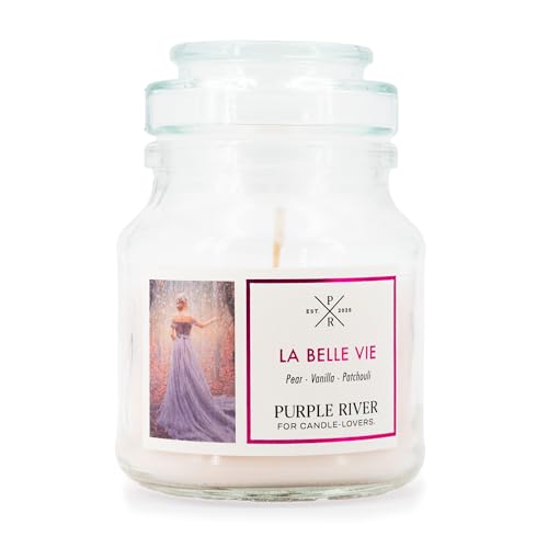 Purple River Kleine Duftkerze im Glas | La Belle Vie | Duftkerze Patschuli | Kerzen lange Brenndauer bis zu 40h | Duftkerze Sojawachs | Kerzen Weiß (113g) von Purple River Candle