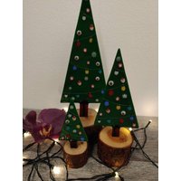 Tischplatte Bäume Aus Geschmolzenem Glas, Kamin Mantel, Weihnachtsdekoration, Urlaub Mittelstück, Dekorierter Baum, Cabin Decor, Naturholzsockel Tischplatte Bäume Aus Geschmolzenem Glas, Kamin Mantel, Weihnachtsdekoration, Urlaub Mittelstück, Dekorierter Baum, Cabin Decor, Naturholzsockel von PurpleSlugGlassArt