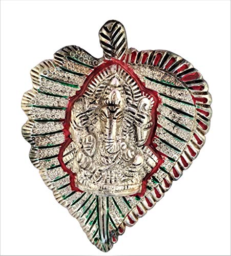 Purpledip Metal Wall Hanging Ganesha: Silver Finish Wall Hanging Plaque (11552) von Purpledip